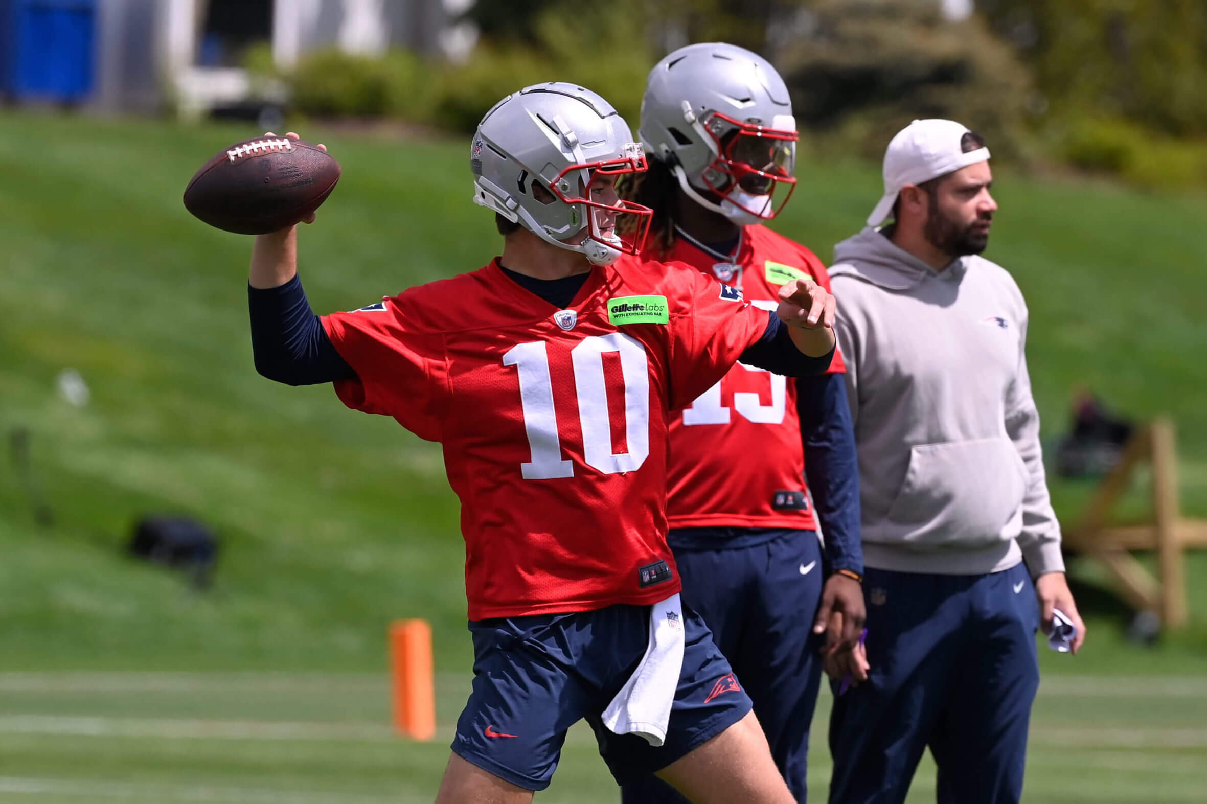 Patriots OTAs kick off: Drake Maye stays late, plus 10 things we learned