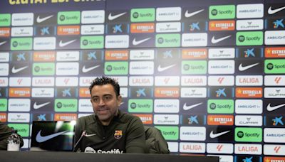 Xavi, sobre Lewandowski y Vitor Roque: “De futuro decidiremos a final de la temporada”