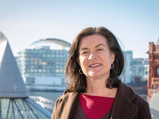Eluned Morgan likely to become first female FM in Wales