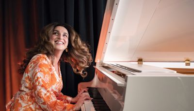 Birmingham’s Red Mountain Theatre presents ‘Beautiful: The Carole King Musical’