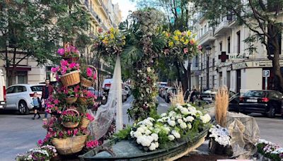 La falla Maestro Gozalbo-Conde Altea gana el concurso de Cruces de Mayo con su creación dedicada a l'Albufera