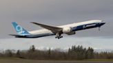 1 dead, dozens injured after turbulence on Boeing plane | HeraldNet.com