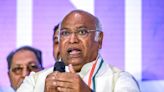 Mallikarjun Kharge posters defaced near West Bengal Congress headquarters