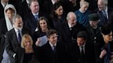 Las imágenes del reencuentro de Felipe y Letizia con el rey Juan Carlos en Windsor