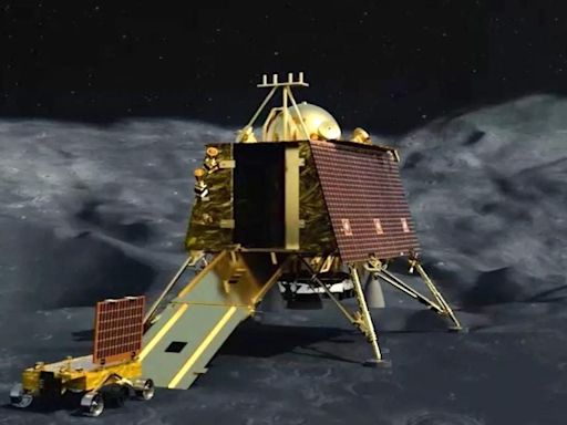 Chandrayaan 3: Pragyan Rover Discovers Oldest Crater About 160-Kilometer Wide On Moon's Surface