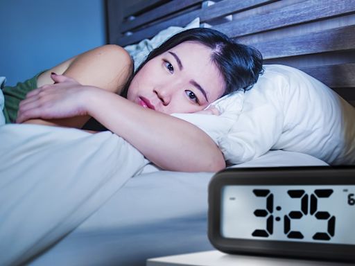 失眠要看醫生嗎？睡眠門診在看什麼？睡眠醫學專家告訴你：這9大族群可進行5個檢查 | 蕃新聞