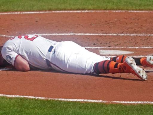 Orioles' James McCann Reacts to Being Hit By Pitch vs Blue Jays