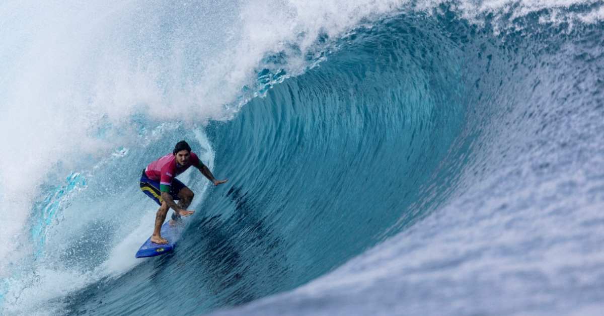 Gravity-Defying Photo of Olympic Surfer With Near-Perfect Score Goes Viral