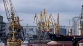 En plena escalada en el Mar Negro, Zelensky busca una mediación para reanudar la exportación de granos