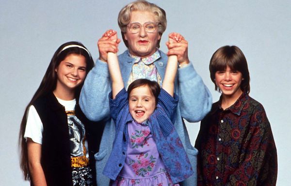 'Mrs. Doubtfire' kids reunite for movie's 31st anniversary