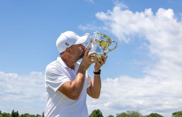 Richard Bland wins US Senior Open in dramatic finish at Newport Country Club