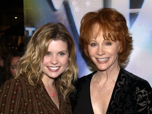 JoAnna Garcia Swisher Reveals the Biggest Lesson Reba McEntire Taught Her