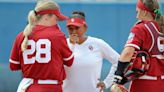 Kelly Maxwell delivers signature outing with OU softball vs UCLA in old-school WCWS win