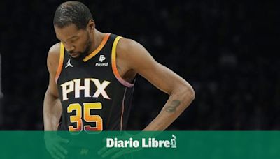 Ishbia elogia a su equipo y niega que haya problemas en los Suns tras quedar eliminados