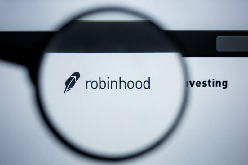 'As good as gold': Robinhood shares jump as Q1 top and bottom lines top estimates By Investing.com