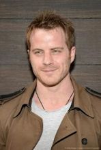 Robert Kazinsky