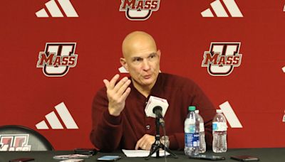 It's official, UMass men's basketball will return to Springfield this winter to play Arizona State