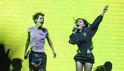 Here’s Where to Buy Charli XCX and Troye Sivan Tickets for Their Co-Headlining ‘Sweat’ Tour