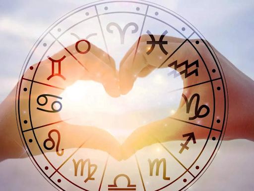How is July born into a relationship? Check out their compatibility with other star signs in love and friendship - Times of India