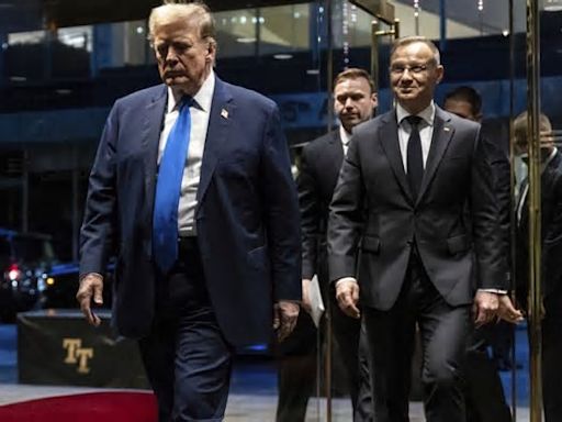 Usa, Donald Trump a cena con Andrzej Duda a New York: il tycoon sonda il terreno per la Casa Bianca