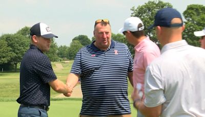 Bielema talks recruiting, new additions at annual Golf Outing