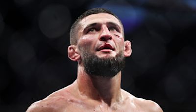 Former UFC Champ Explains How Khamzat Chimaev Can Face Winner of Israel Adesanya vs Dricus du Plessis: ‘Shame for Sean Strickland’