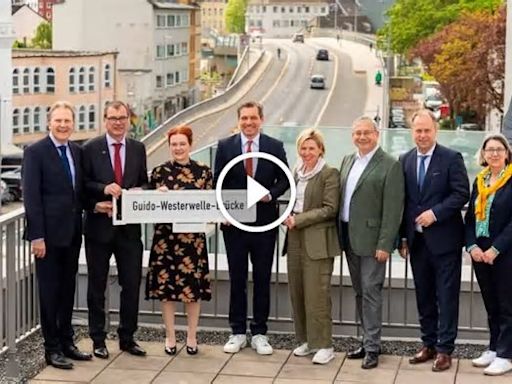 Feierstunde: Viktoriabrücke in Bonn nach Dr. Guido Westerwelle benannt