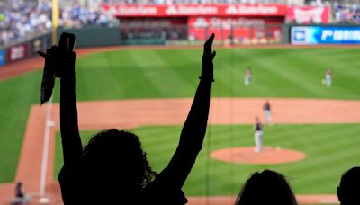 Guardians beat the slumping Royals 4-2 on Labor Day