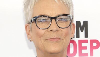 Jamie Lee Curtis applauds Donald Trump shooting photographer