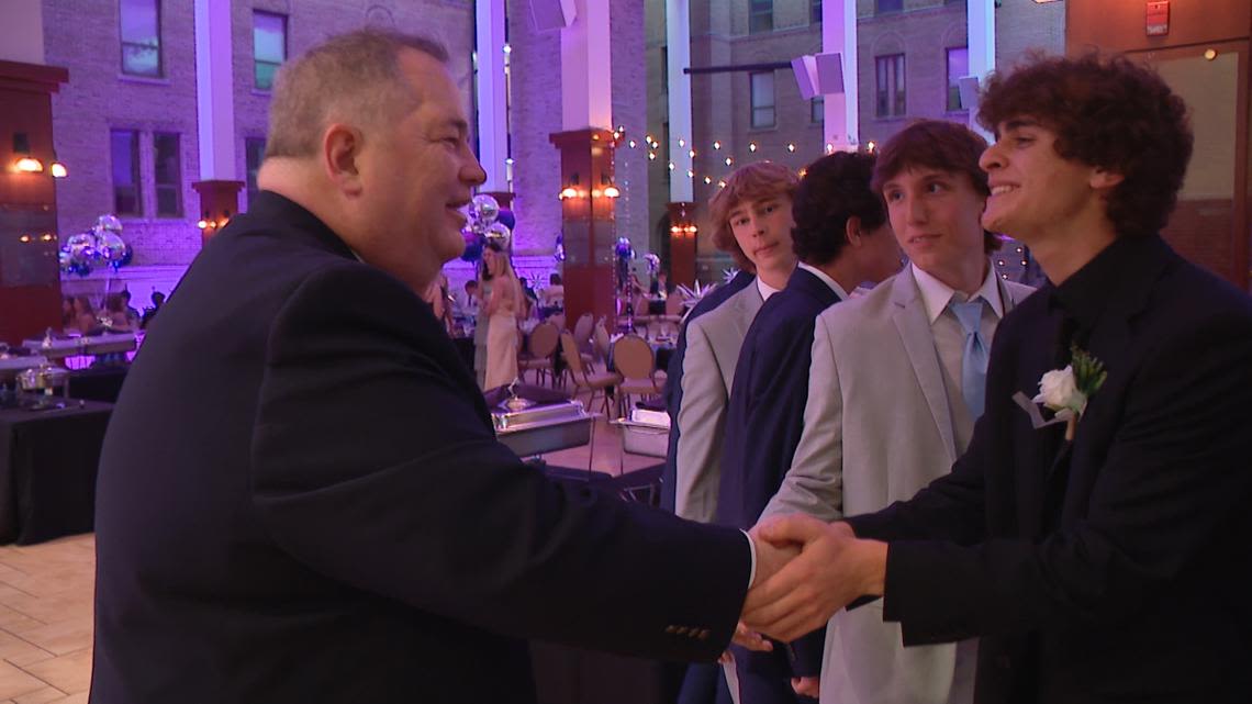 St. Charles teacher reunites with students at prom after suffering a cardiac arrest in March