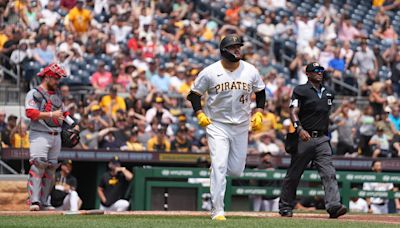 Tellez comes up big vs. lefty as Bucs win series vs. Cardinals