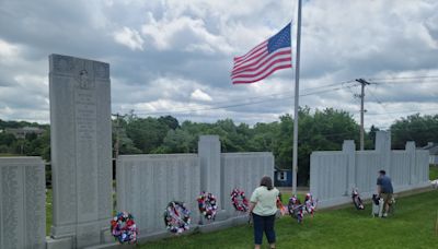 Greenwood Cemetery Holds Memorial Day Service - WHIZ - Fox 5 / Marquee Broadcasting