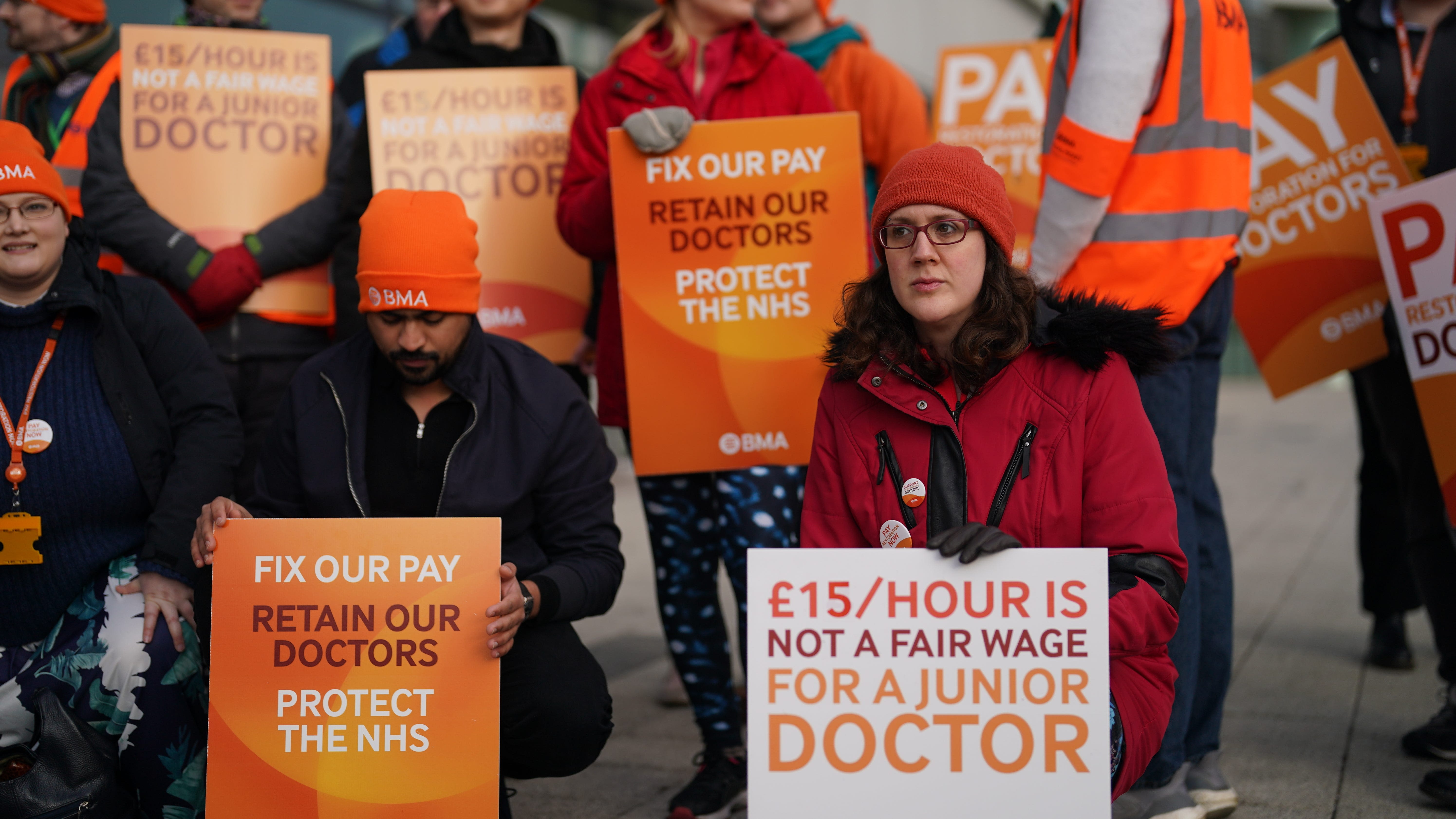 Junior doctors to stage pay strikes during election campaign