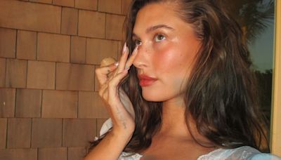 La actualización del 'contouring', el 'blush' en horizontal y otras técnicas de maquillaje virales en 2024 con efecto 'buena cara'