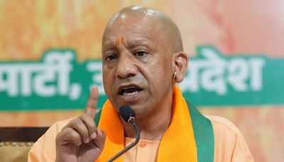 Yogi Adityanath-led govt in Uttar Pradesh transfers Ayodhya DM, and 10 IAS officers; appoints new DM Chandra Vijay Singh | Today News