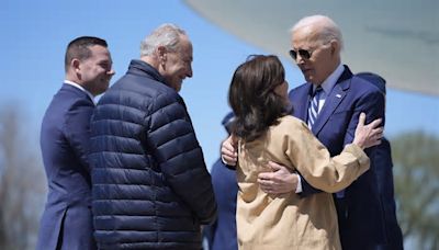 Biden visita Syracuse mientras crece el caos en el campus de Nueva York