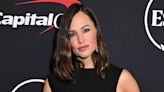 Jennifer Garner dazzles in black as she presents at 2024 ESPY Awards