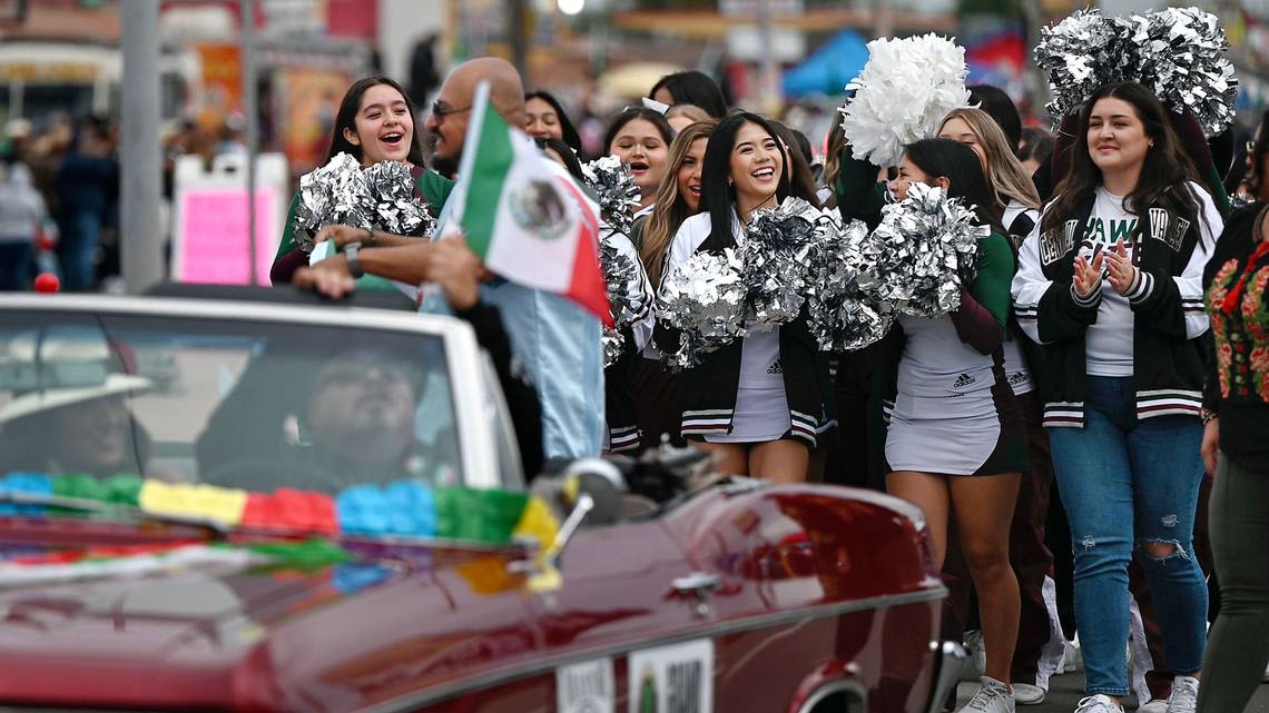 Consider an umbrella this weekend. Rain could dampen Modesto Cinco de Mayo parade and more