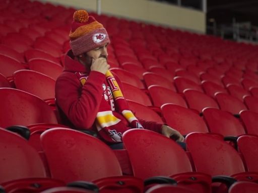 Hallmark Teams Up With NFL and Chiefs for ‘Holiday Touchdown’ Christmas Movie, Tyler Hynes to Star