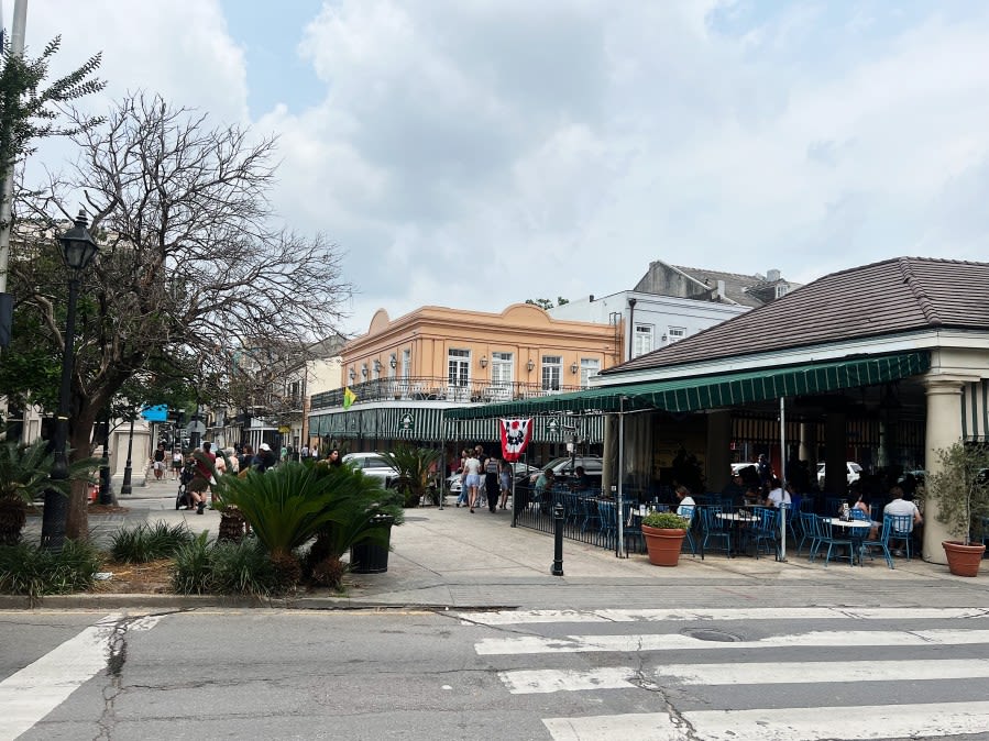 Busy Memorial Day despite scorching hot New Orleans temperatures