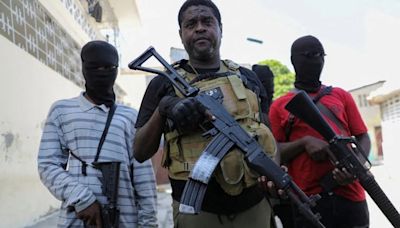 El líder criminal haitiano Jimmy “Barbecue” Chérizier prometió deponer las armas y entablar un diálogo nacional