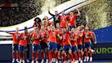 Espanha vence a Inglaterra por 2 x 1 e é campeã da Eurocopa pela quarta vez