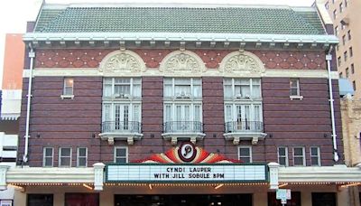 Paramount Theatre's 50th Summer Film Series Kicks Off with "Casablanca" in Austin, Director Robert Rodriguez to be Honored