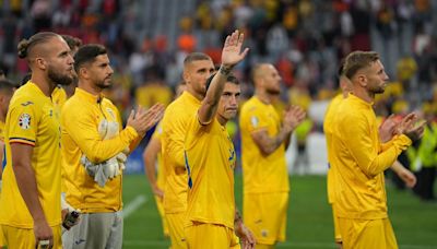 Fans praise 'classy' Romania as dressing room pictures go viral