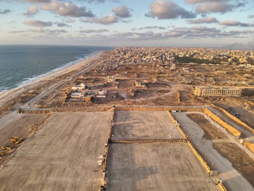 Cuatro buques del ejército de EE.UU. encallaron cerca del muelle de Gaza por mar agitado