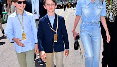 PHOTOS Raphaël Elmaleh très chic au Grand Prix de Monaco, le fils de Charlotte Casiraghi et Gad Elmaleh savoure ce moment