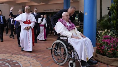 Le pape François quitte Singapour et achève le plus long voyage de sa carrière