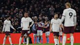Man City sufre otro tropiezo al caer 1-0 ante Aston Villa. Doblete de Raúl Jiménez