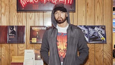 When Eminem Nearly Overdosed After Taking ‘75-80’ Valium A Night: “I Remember Being Happy & Everything Was F—g New...