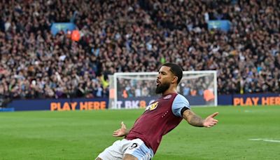 Douglas Luiz wears Juventus shirt for the first time and thanks Aston Villa